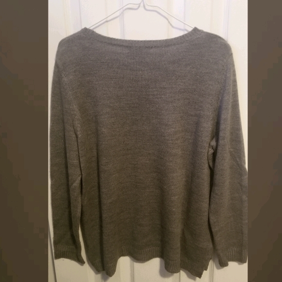 NWOT Sweater with Pink Marquis Faux Crystals - Picture 2 of 3